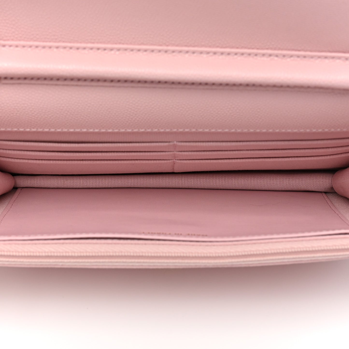 Caviar Quilted Wallet On Chain WOC Light Pink