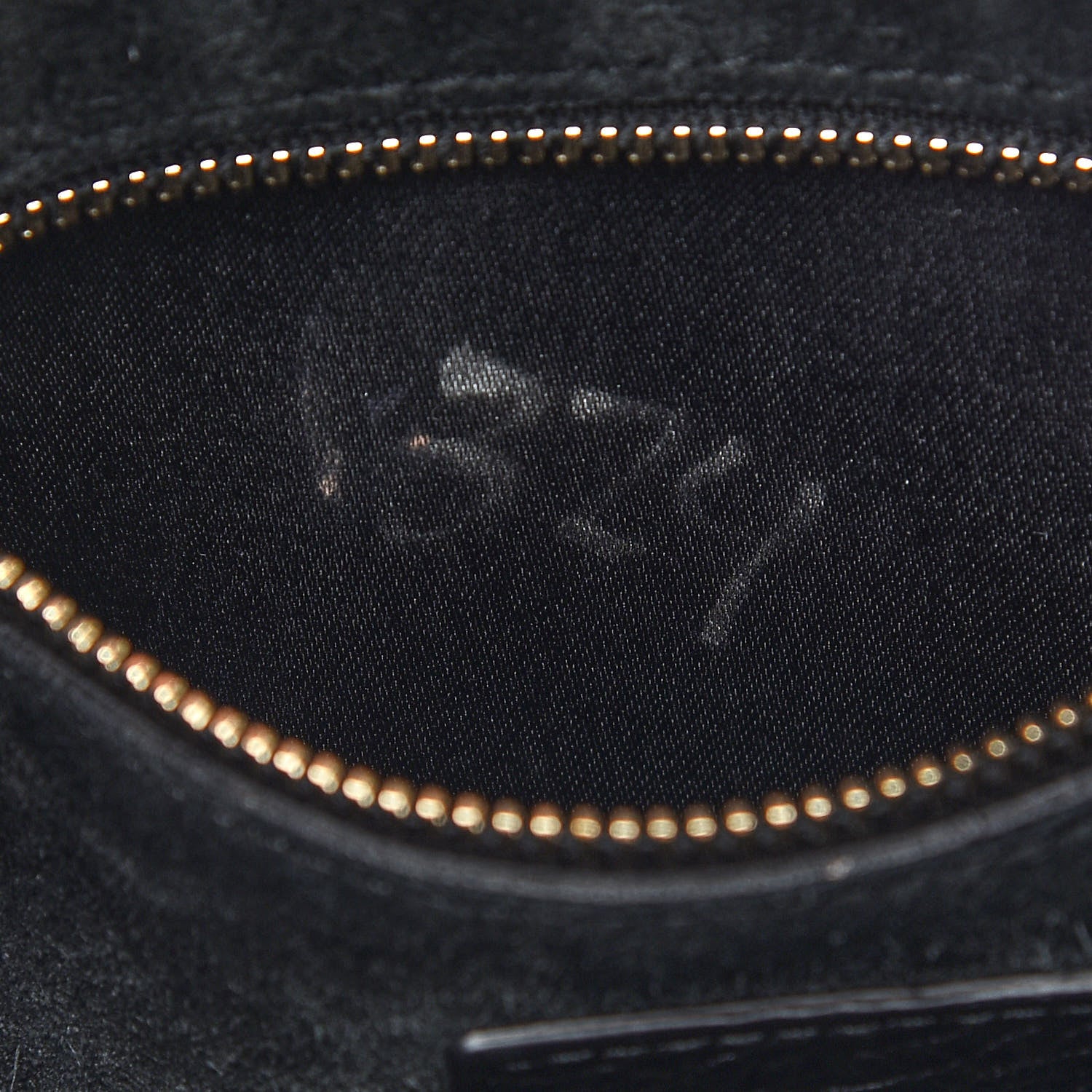 Valentino Garavani Grained Calfskin Rockstud Bucket Bag Black 9 of 9