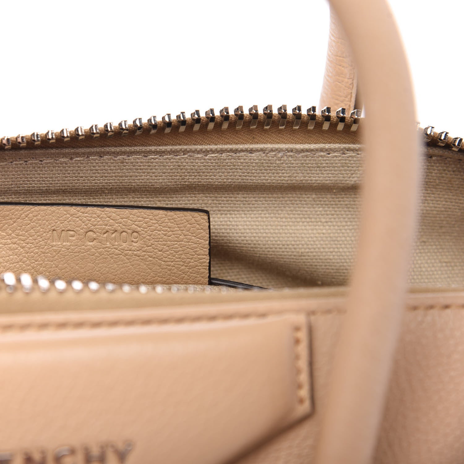 Givenchy Sugar Goatskin Small Antigona Beige Camel 9 of 10