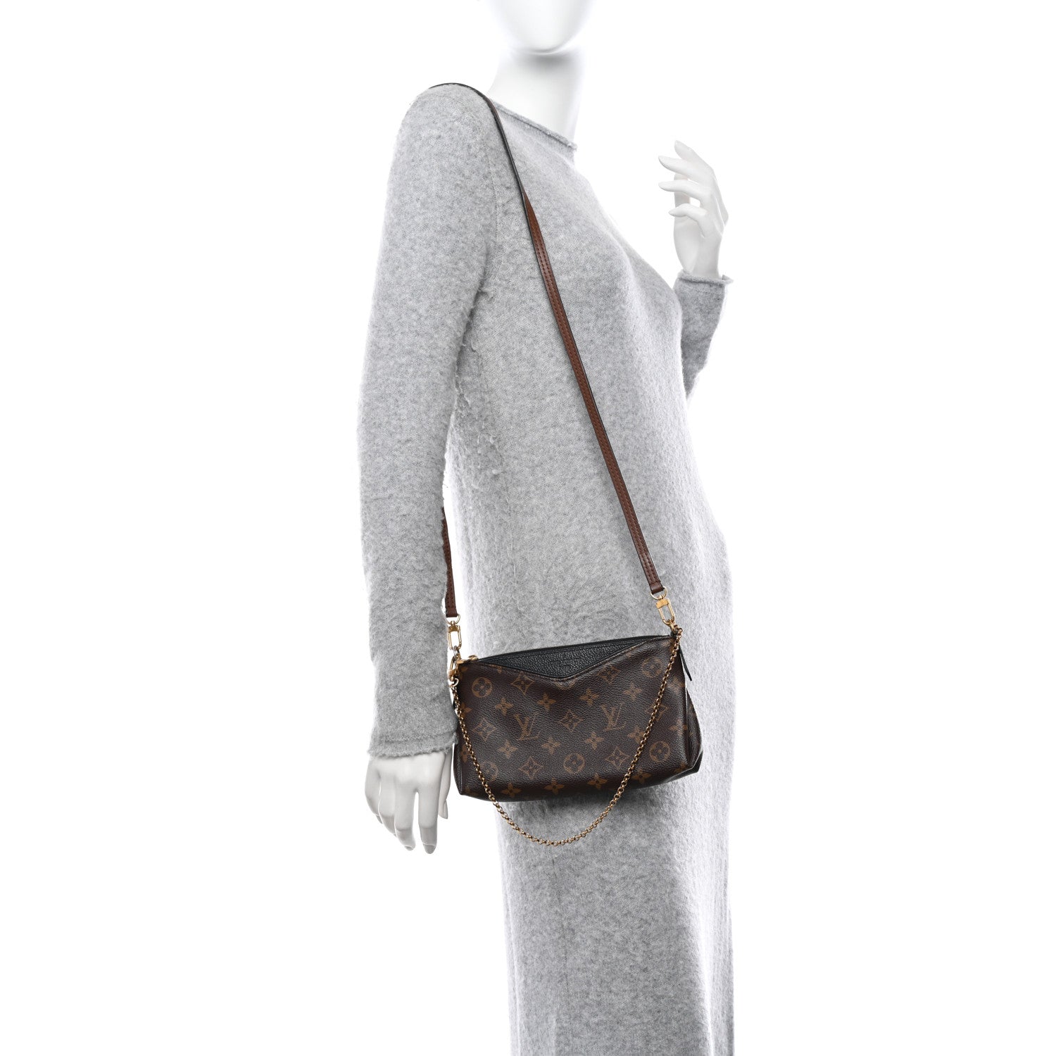 Louis Vuitton Monogram Pallas Clutch Black 2 of 11
