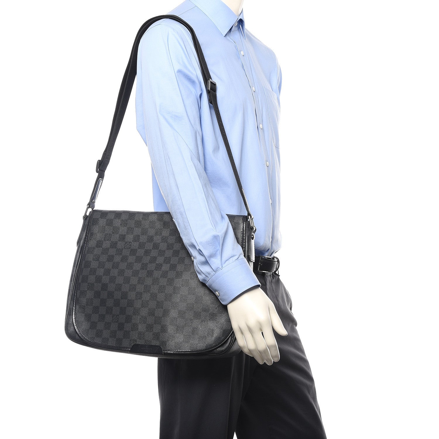 Louis Vuitton Damier Graphite Daniel GM 2 of 11