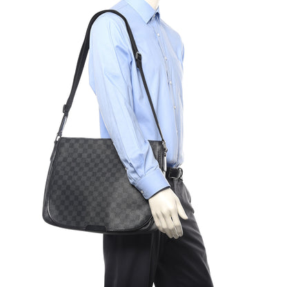 Louis Vuitton Damier Graphite Daniel GM 2 of 11
