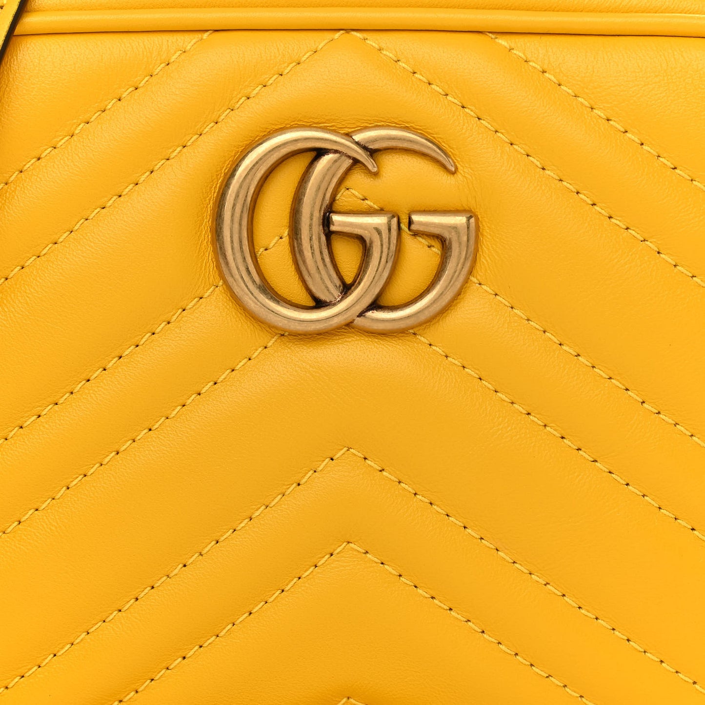 Calfskin Matelasse Mini GG Marmont Chain Shoulder Bag Stone Topaz