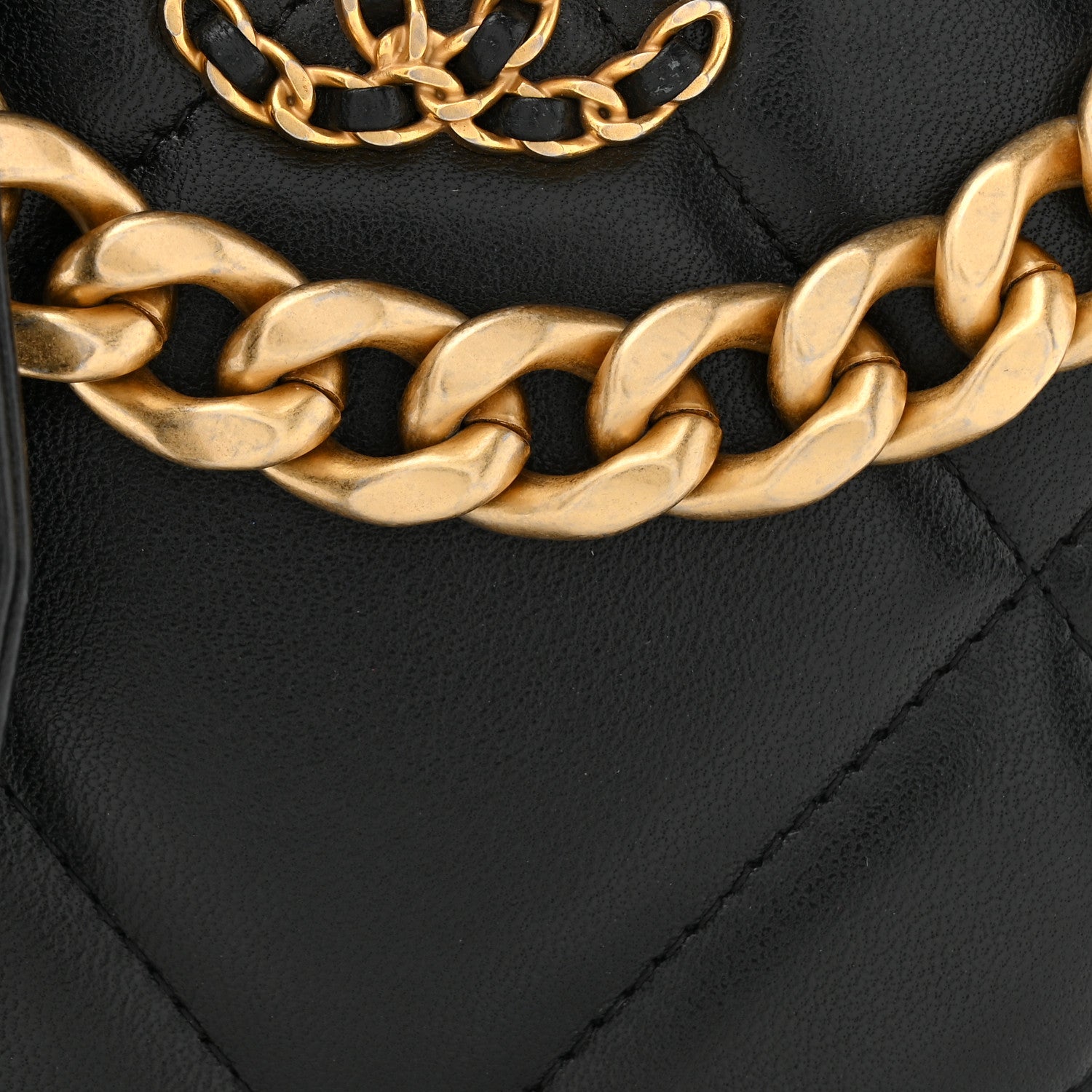 Chanel Lambskin Quilted Chanel 19 Round Clutch With Chain Black 8 of 10
