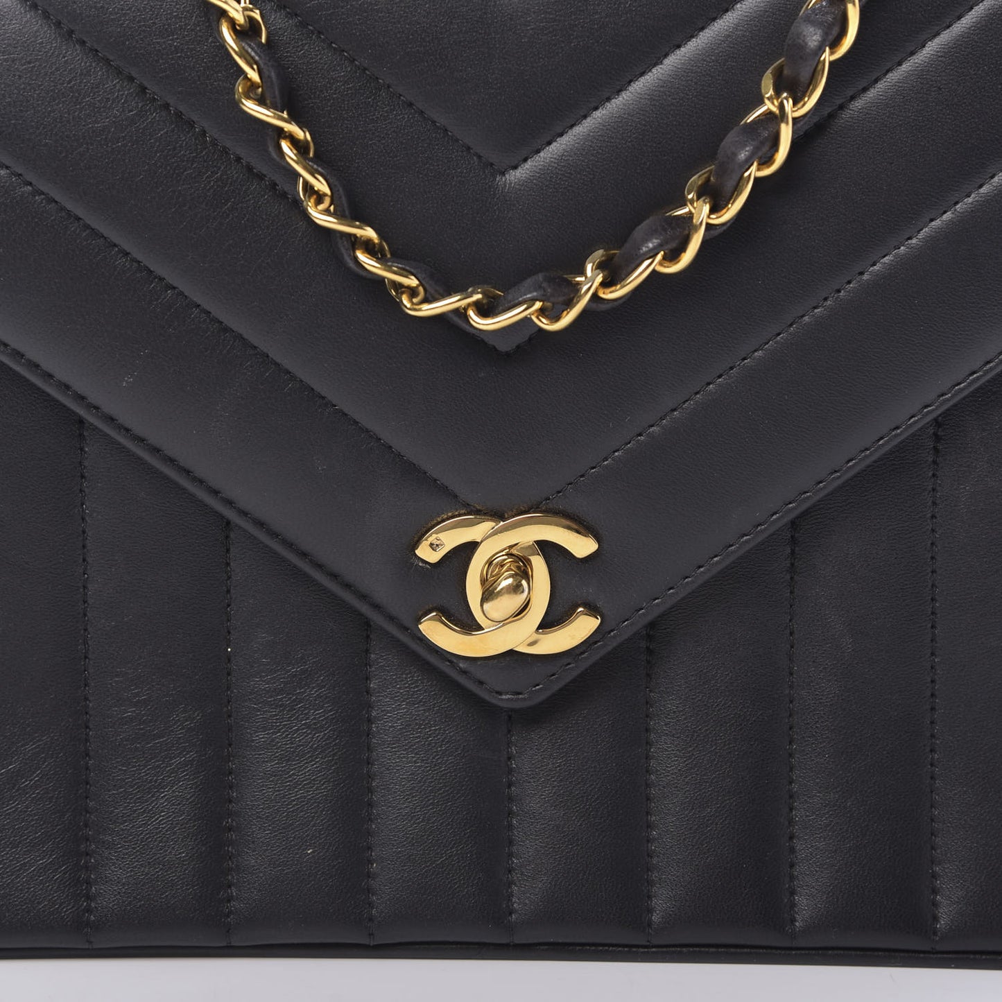 Lambskin Chevron Quilted Small Single Flap Black