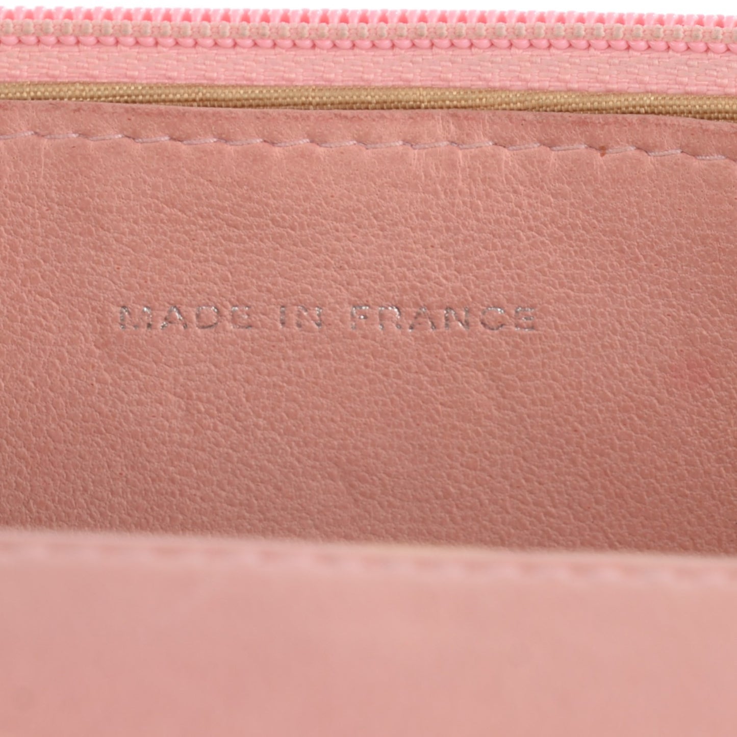 Caviar Timeless CC Wallet on Chain WOC Pink