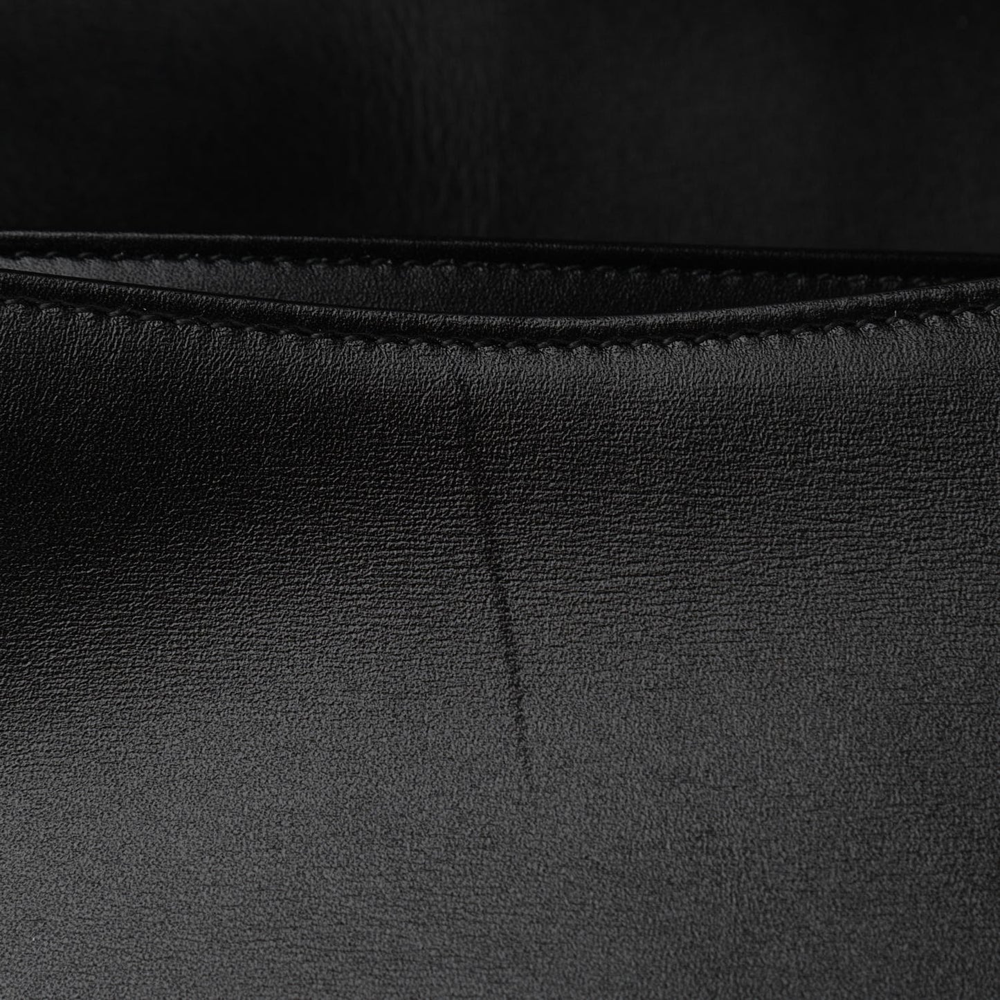 Vitello Palmellato Lux Small Arli Flap Shoulder Bag Black