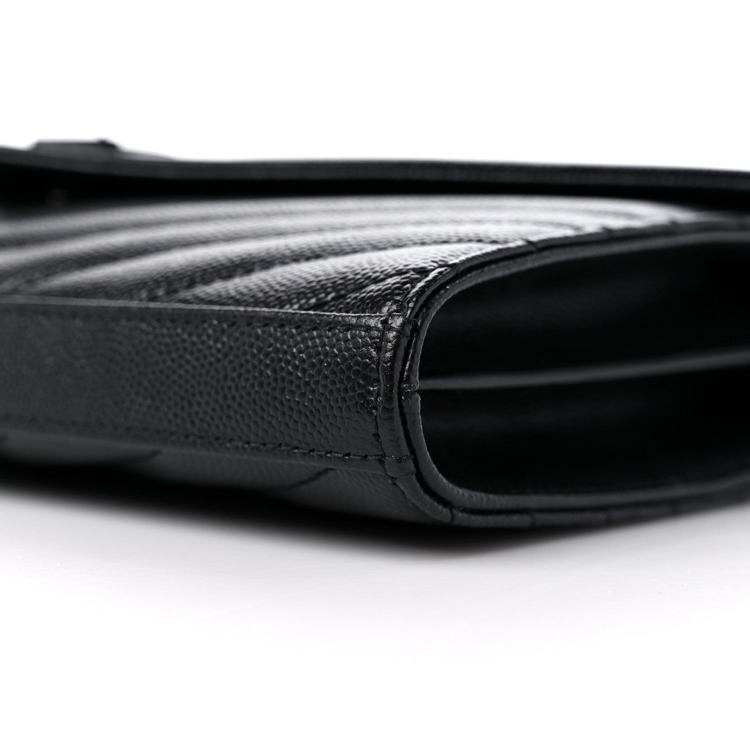 Saint Laurent Grain De Poudre Matelasse Chevron Monogram Monochrome Chain Wallet Black 8 of 9