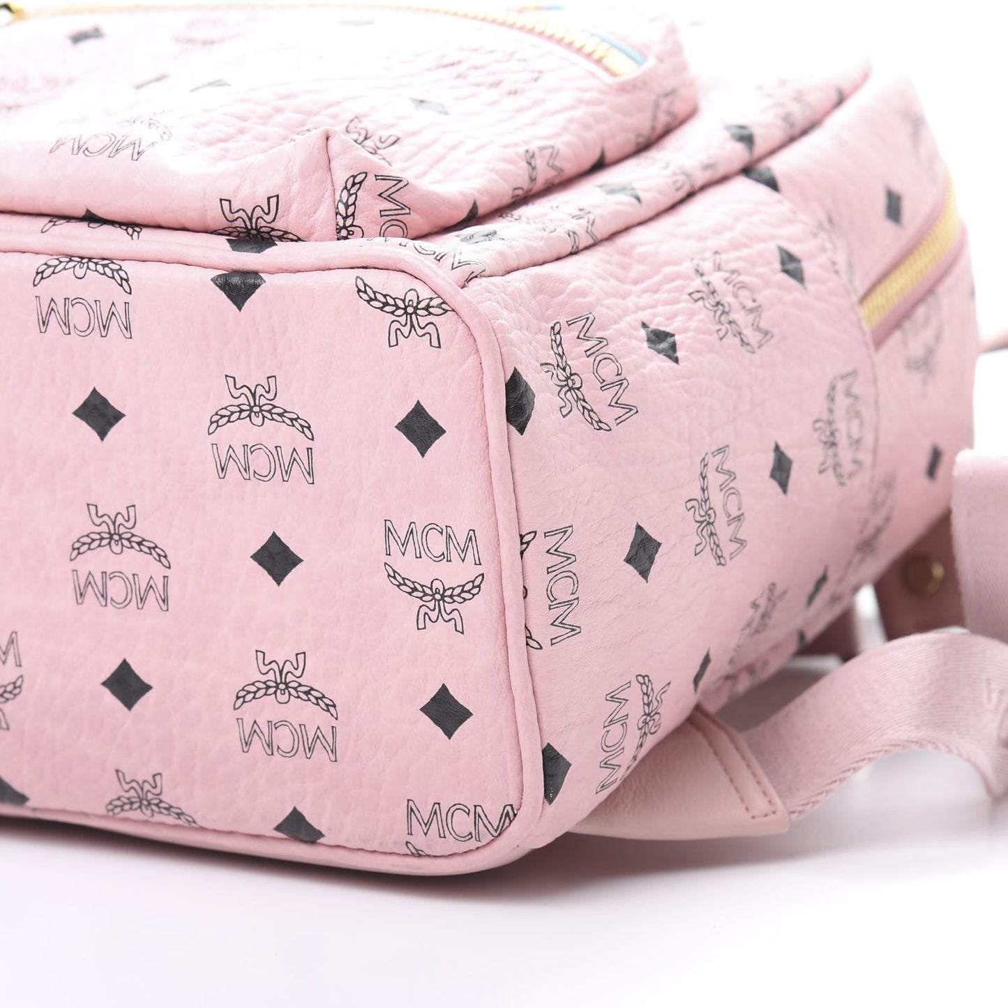 Visetos Small Studded Stark Rabbit Backpack Pink