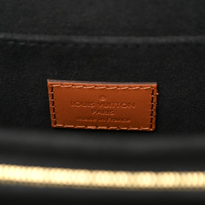 Louis Vuitton Reverse Monogram Dauphine MM 6 of 11