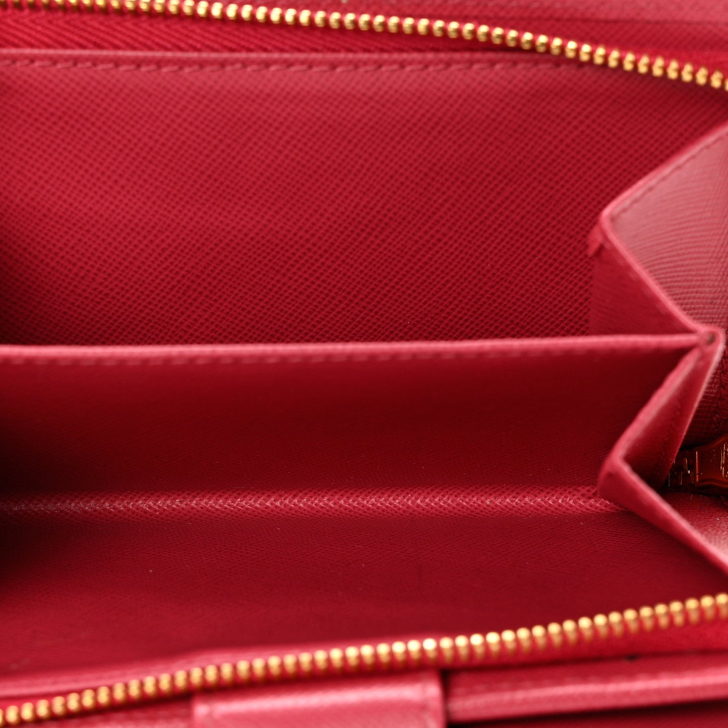 Saffiano Metal Compact Wallet Peonia