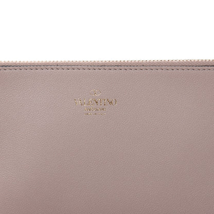 Valentino Garavani Nappa Rockstud Clutch Poudre 8 of 10