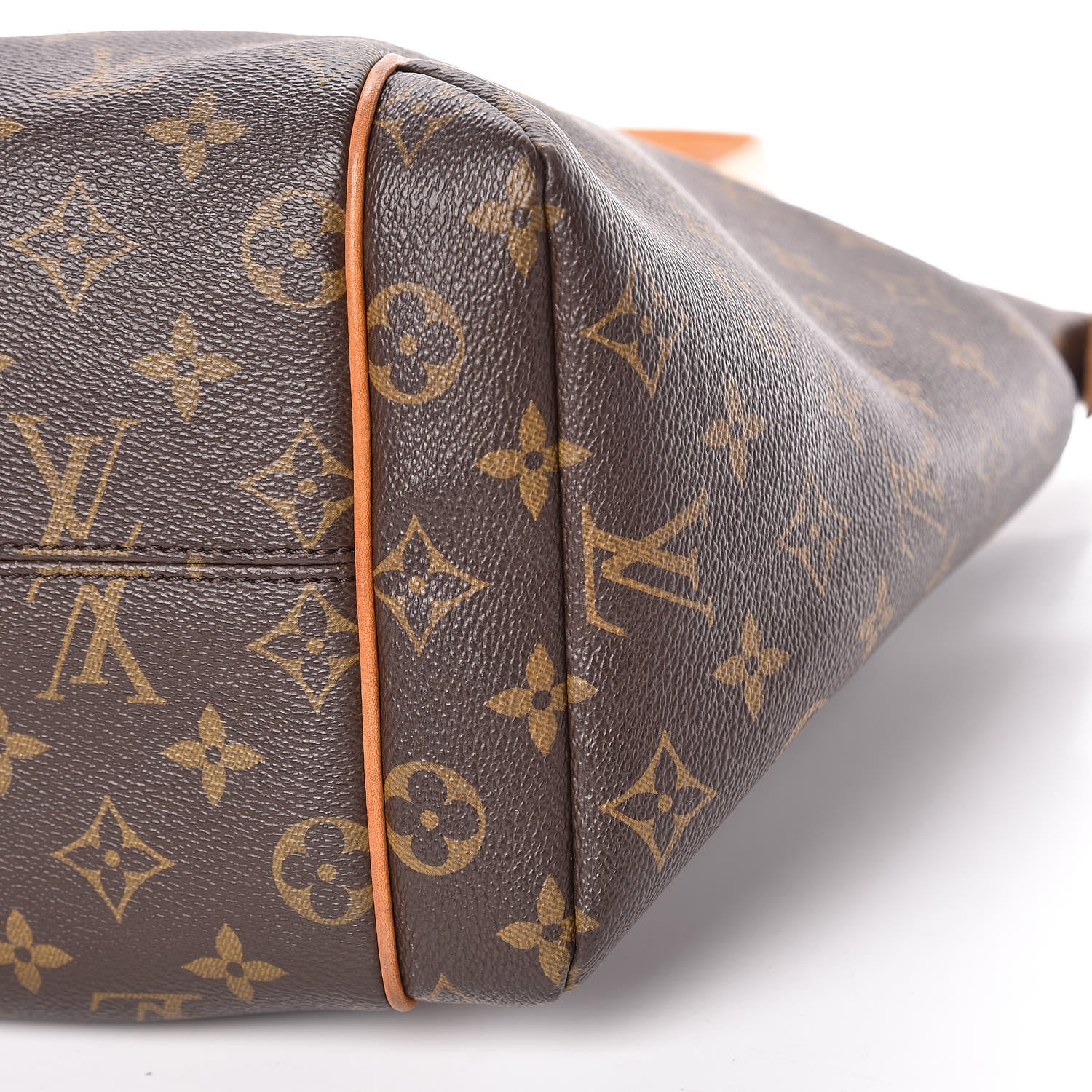 Louis Vuitton Monogram Totally MM 8 of 9