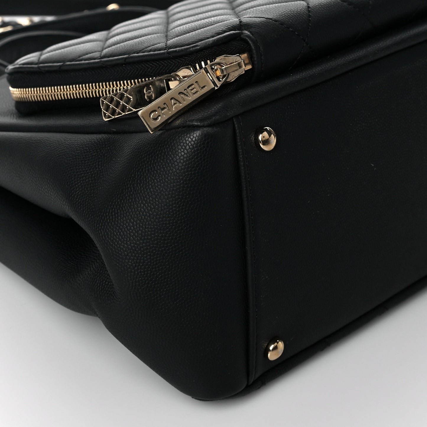 Caviar Quilted Small Business Affinity Shopping Bag Black