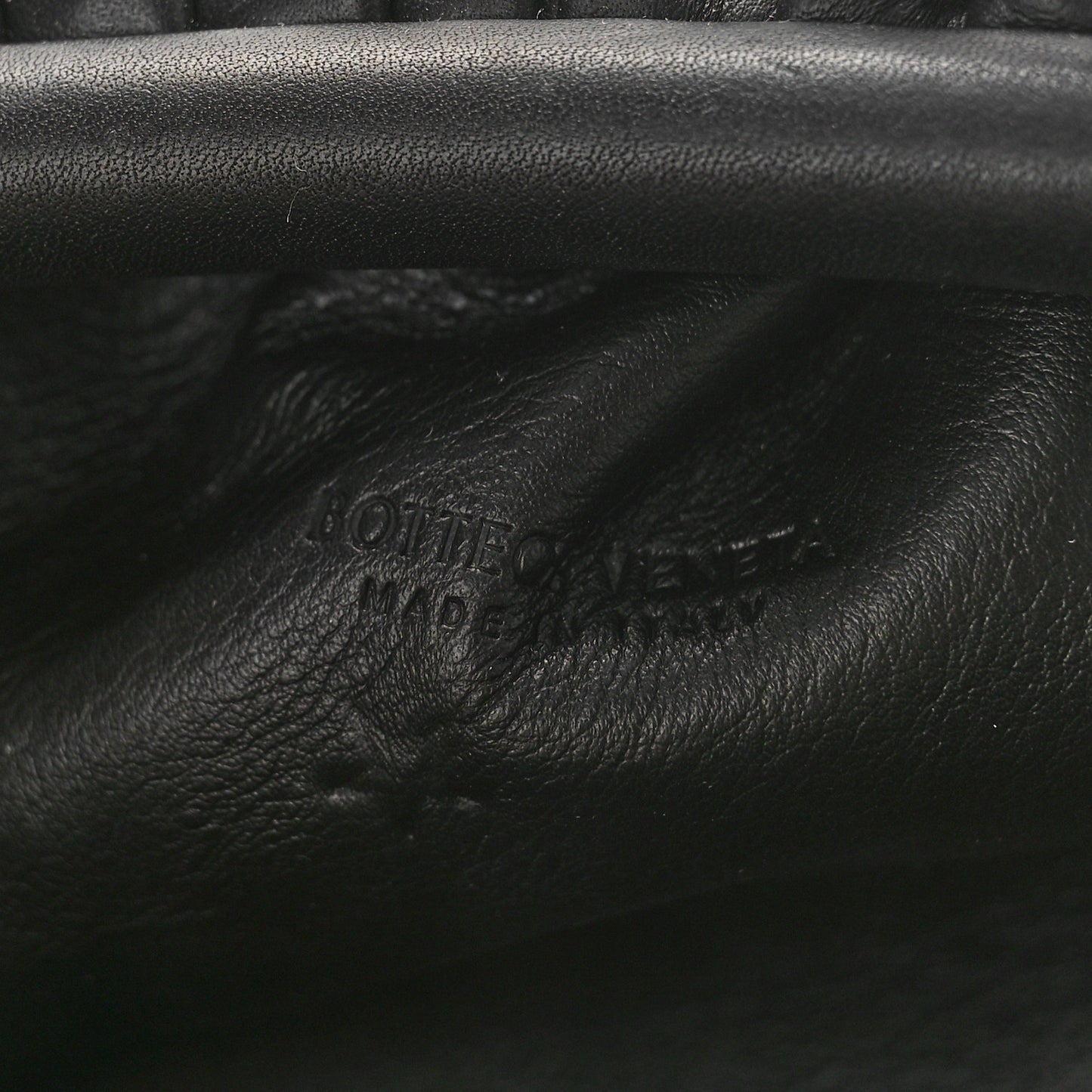 Butter Calfskin The Mini Pouch Black