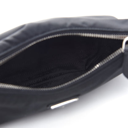 Prada Nylon Re-Edition 2005 Shoulder Bag Black 5 of 8
