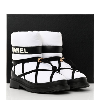 Chanel Calfskin Nylon Grosgrain CC Ankle Snow Boots 39 White Black 10 of 10