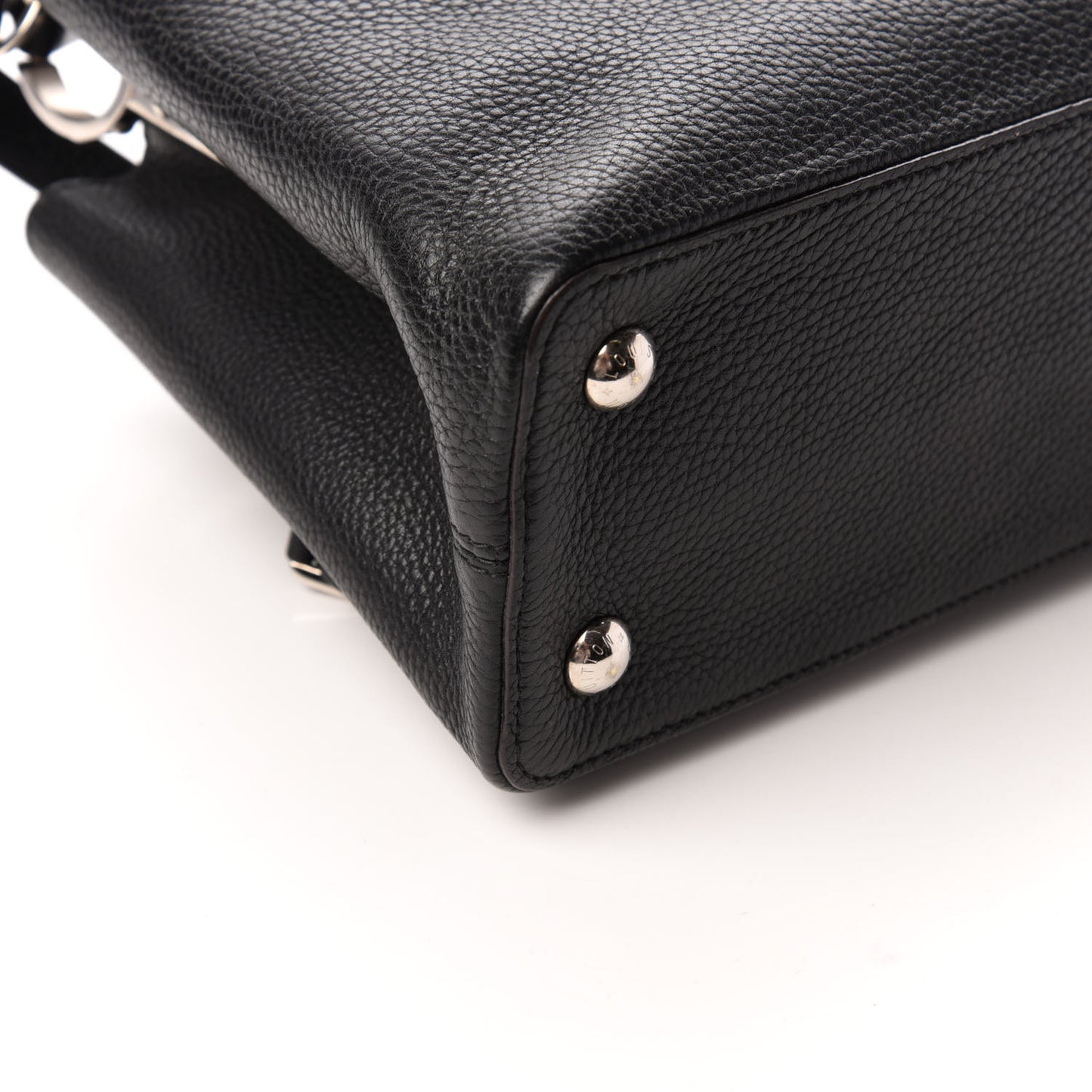 Taurillon Capucines PM Black