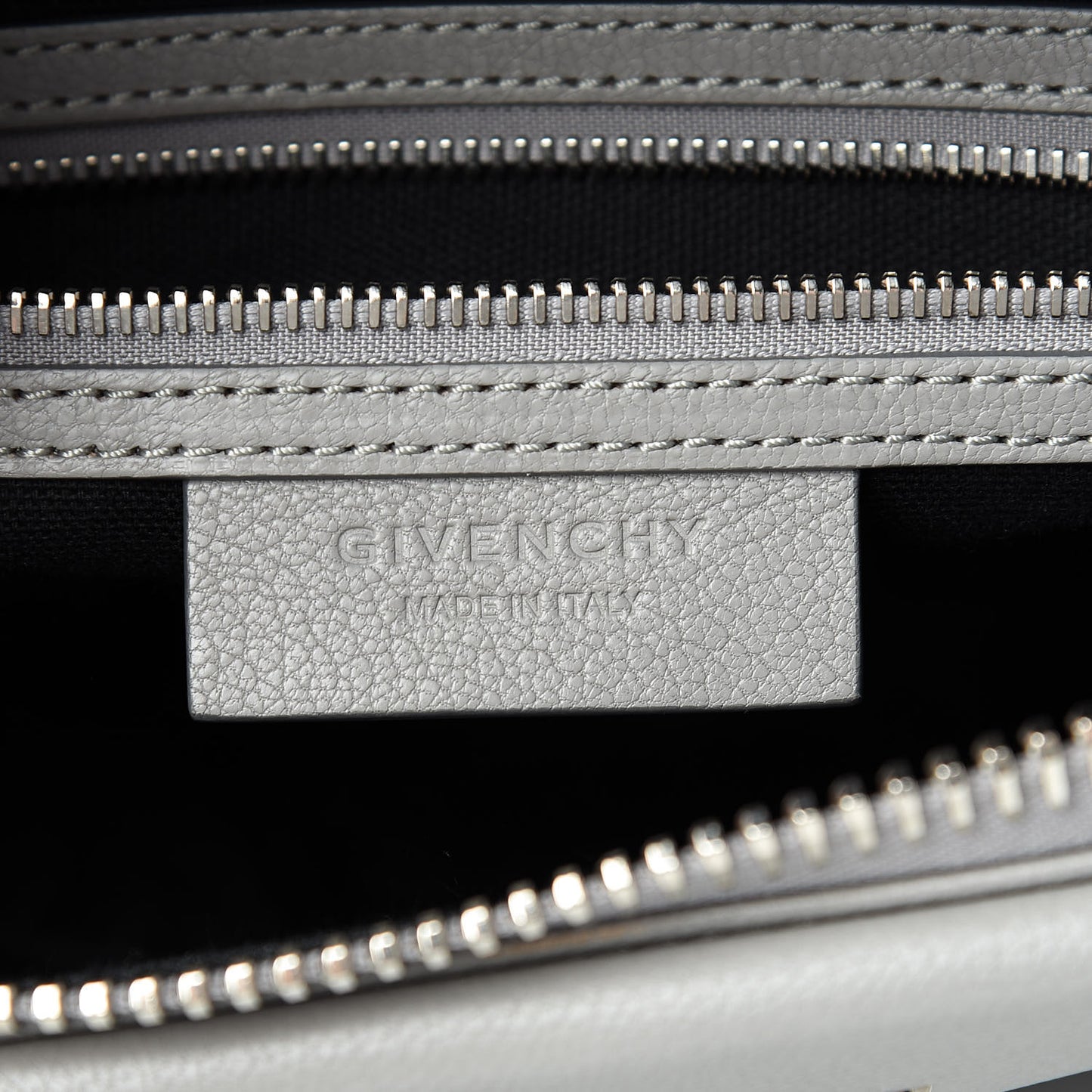 Sugar Goatskin Small Antigona Pearl Grey