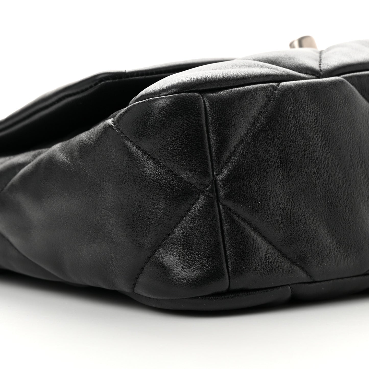 Goatskin Quilted Medium Chanel 19 Flap Black