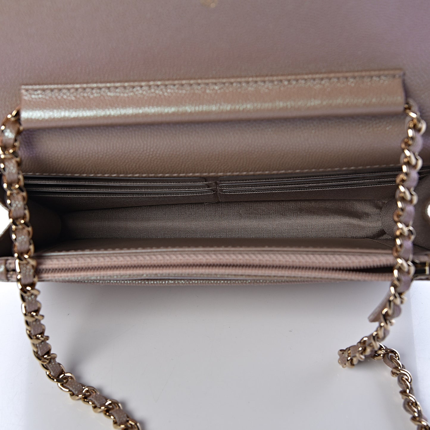 Iridescent Caviar Quilted Wallet On Chain WOC Beige