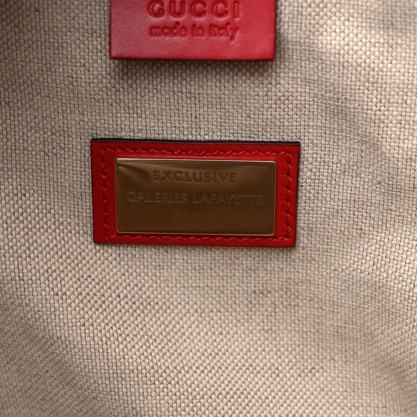 GG Supreme Monogram Medium Zippered Tote Red
