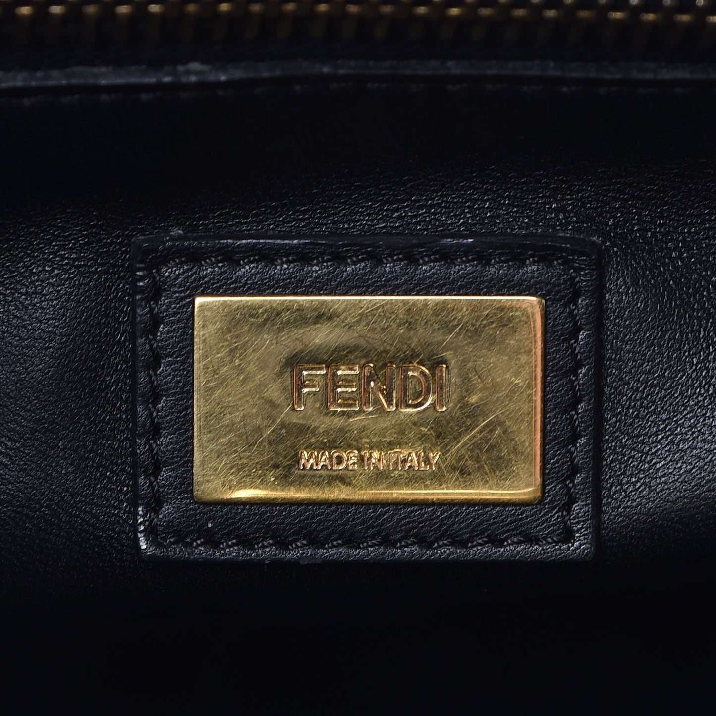 Vitello Morgan Shiny Nappa Medium Peekaboo Iconic Satchel Black