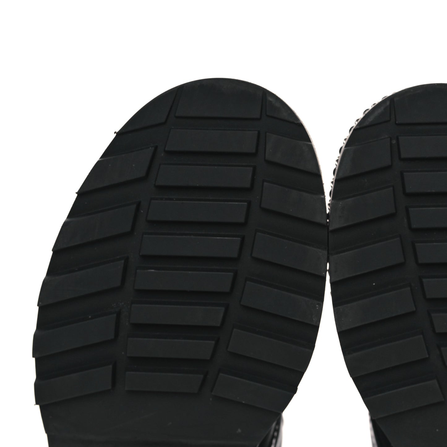 Crackled Calfskin Velvet Pearl Combat Short Boots 37 Black