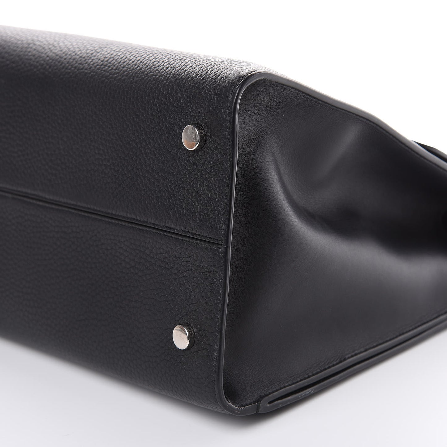 Grained Calfskin Large Diorever Flap Black