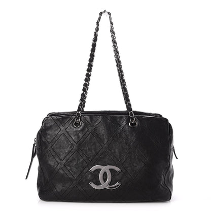 Chanel Calfskin Large Diamond Stitch Tote Black 1 of 7