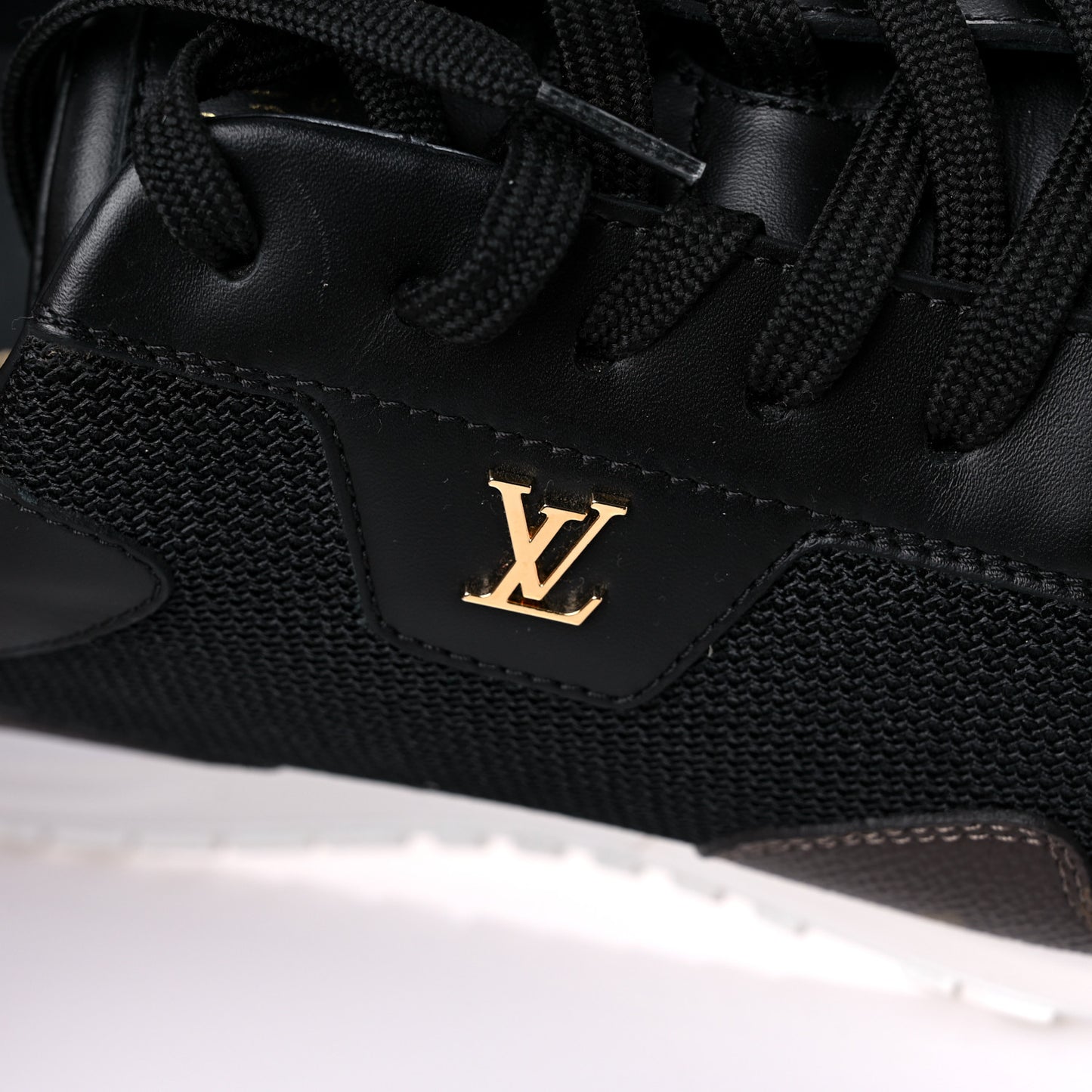 Monogram Mens Run Away Sneakers 9 Black