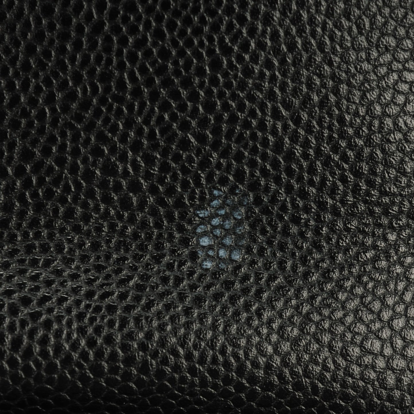 Caviar Half Moon Wallet On Chain WOC Black