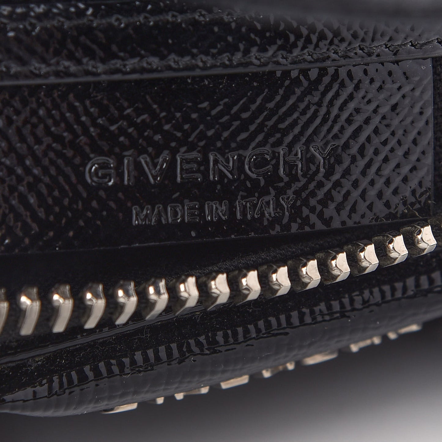 Textured Patent Calfskin Mini Antigona Black