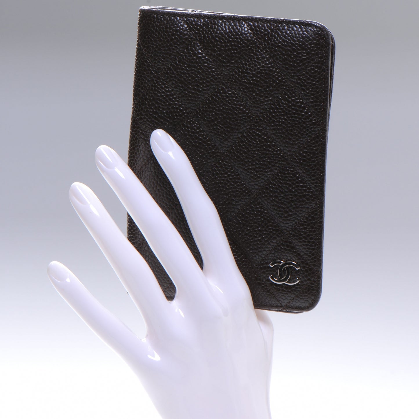 Caviar Quilted CC Agenda Cover Brown