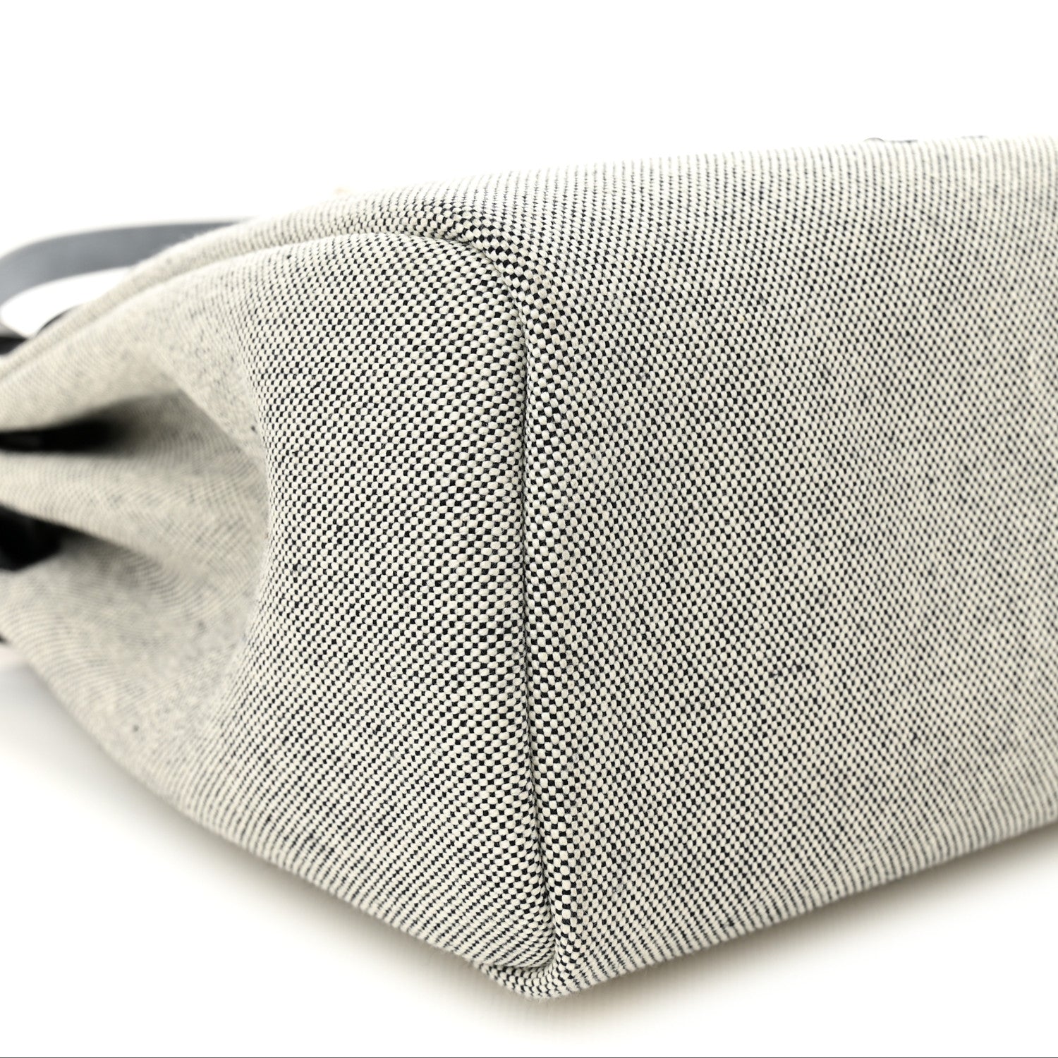 Hermes H Plume Canvas Vache Hunter Circuit Rider Hobnailed Herbag Zip Retourne 31 PM Black Ecru 10 of 11