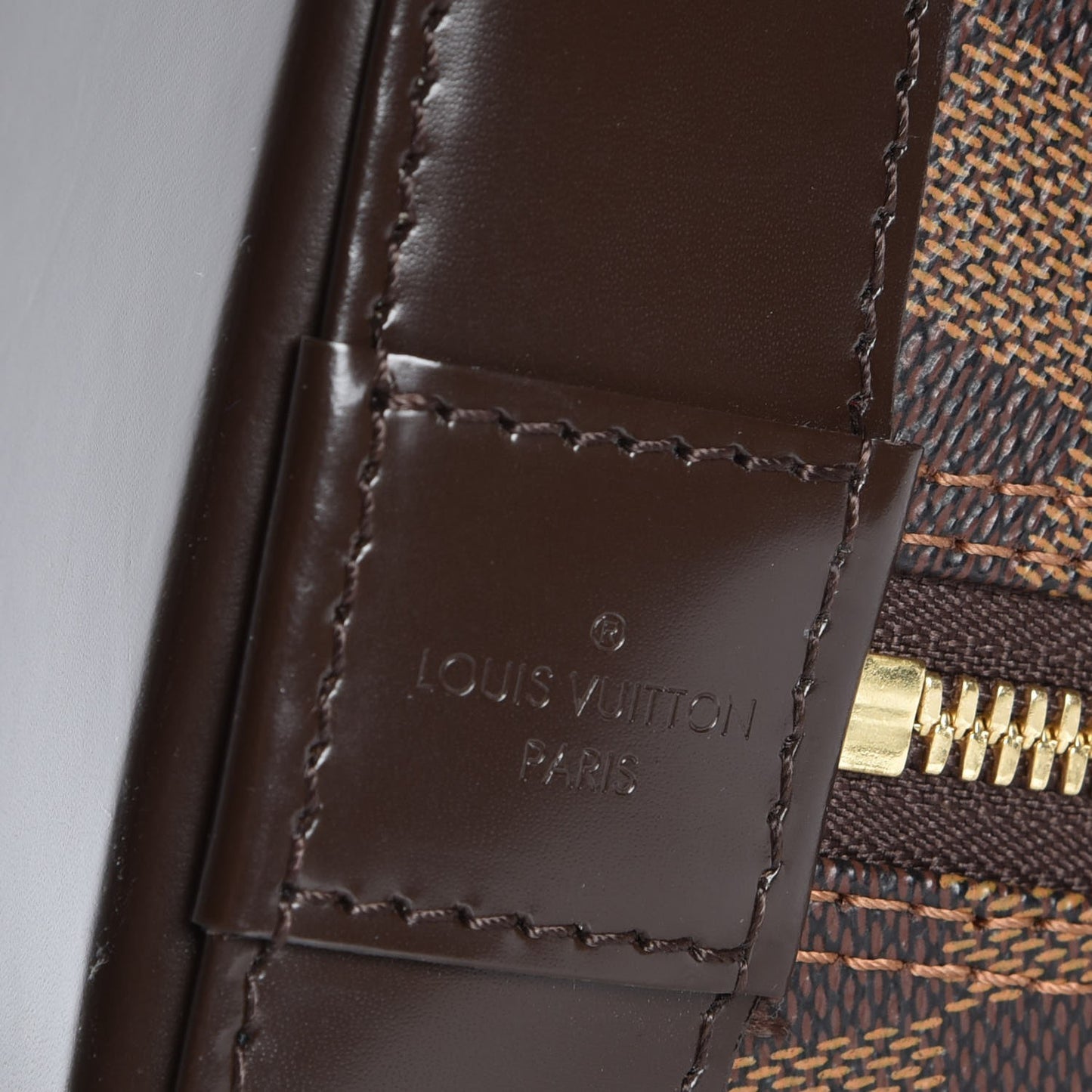 Damier Ebene Alma MM