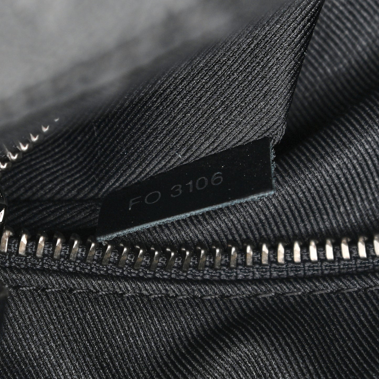 Monogram Eclipse Voyager Messenger MM