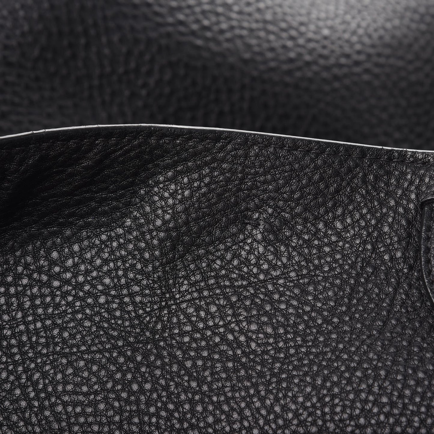 Vitello Daino Tote Nero Black