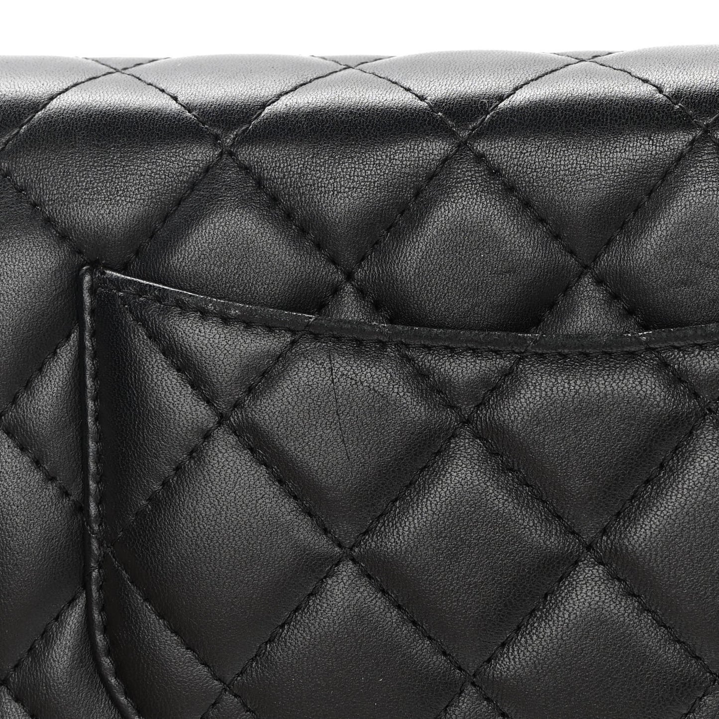 Lambskin Quilted Wallet On Chain WOC Black