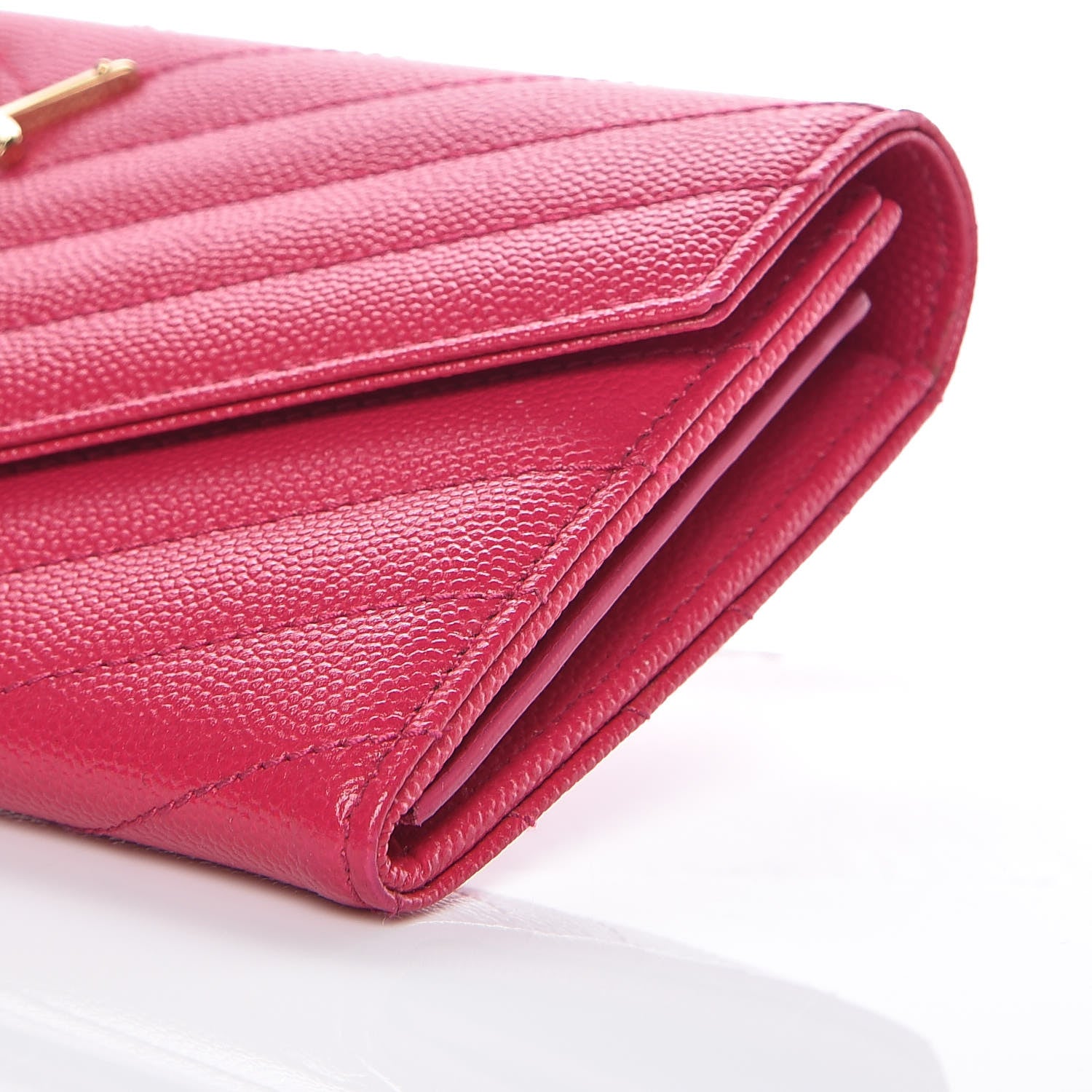 Saint Laurent Grain De Poudre Matelasse Chevron Monogram Flap Wallet Bubblegum 10 of 12