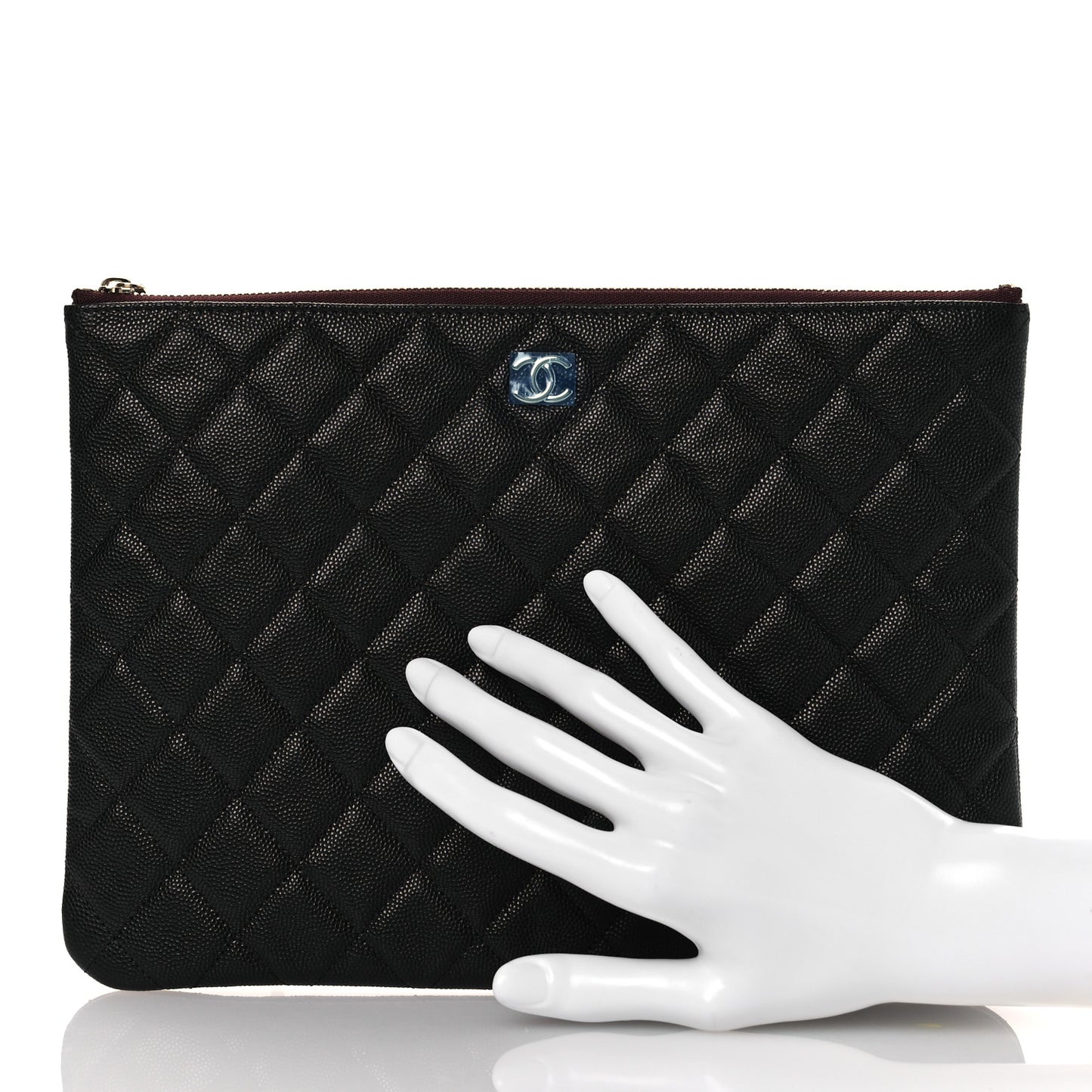 Caviar Quilted Medium Cosmetic Case Black