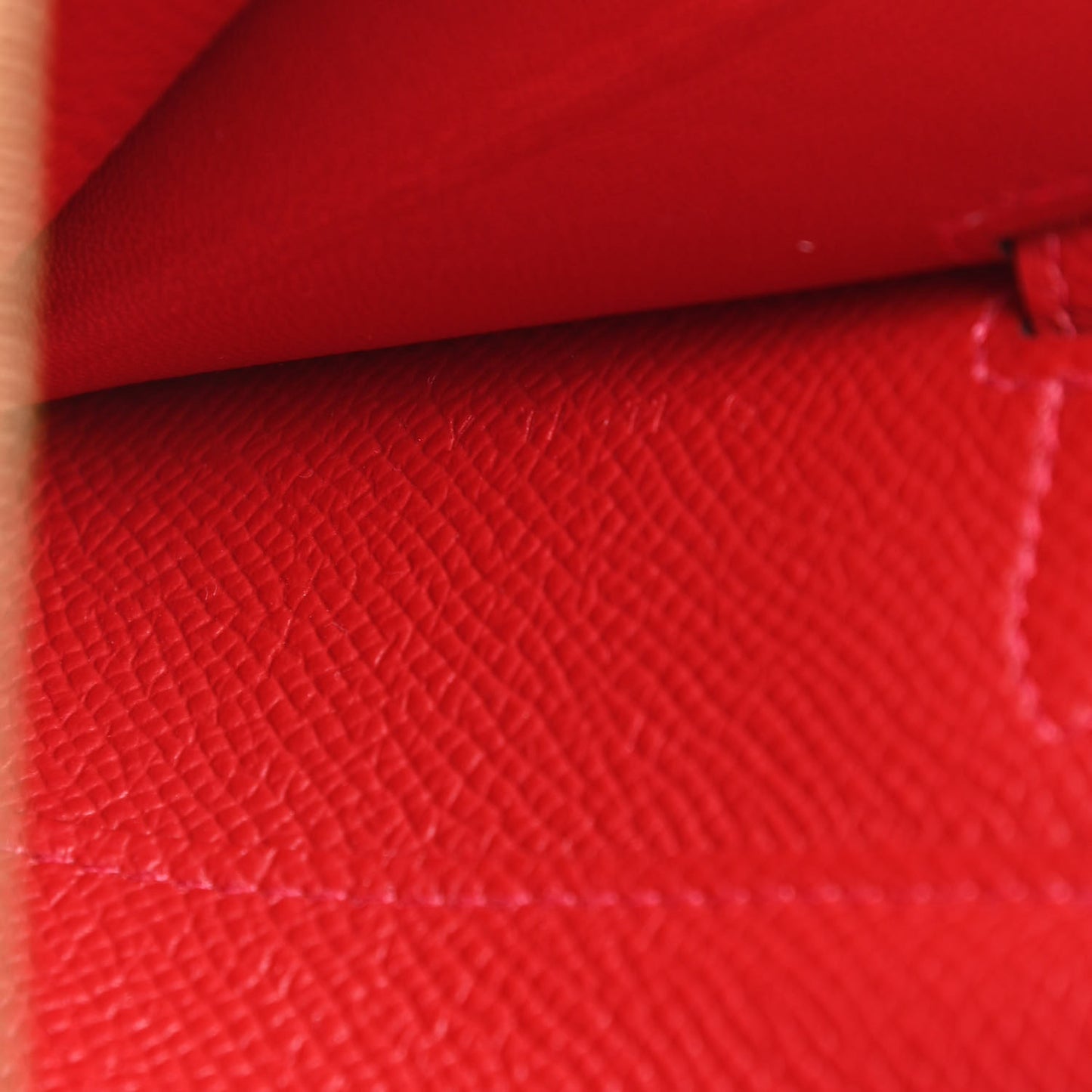 Epsom Kelly Wallet To Go Rouge Casaque