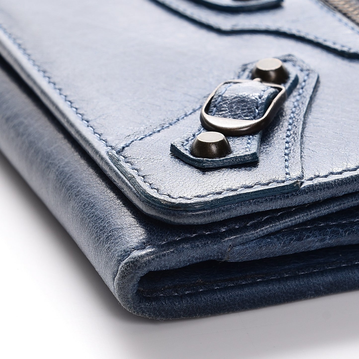 Agneau Classic Hardware Money Wallet Gris Chartreux