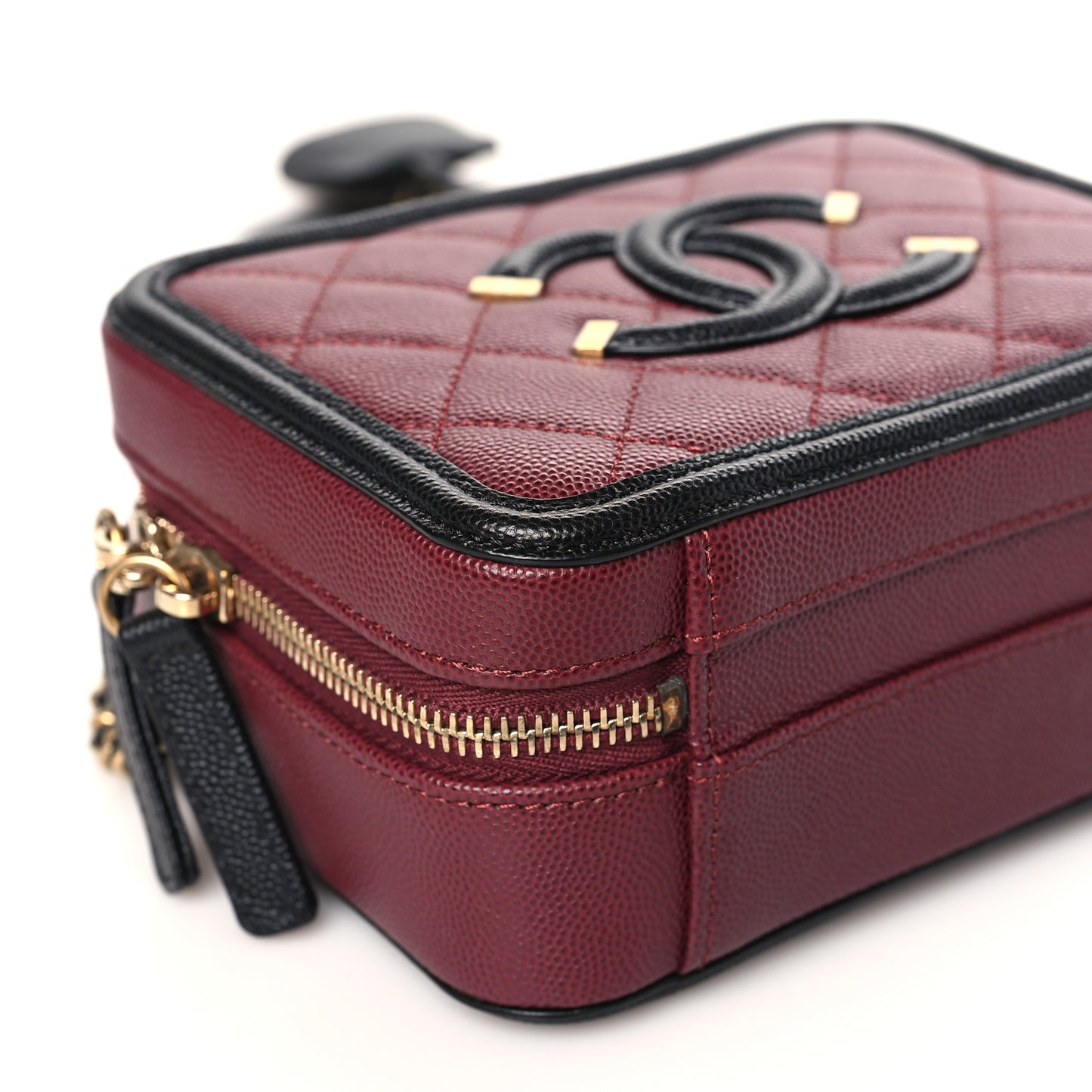 Caviar Quilted Small CC Filigree Vanity Case Burgundy Black