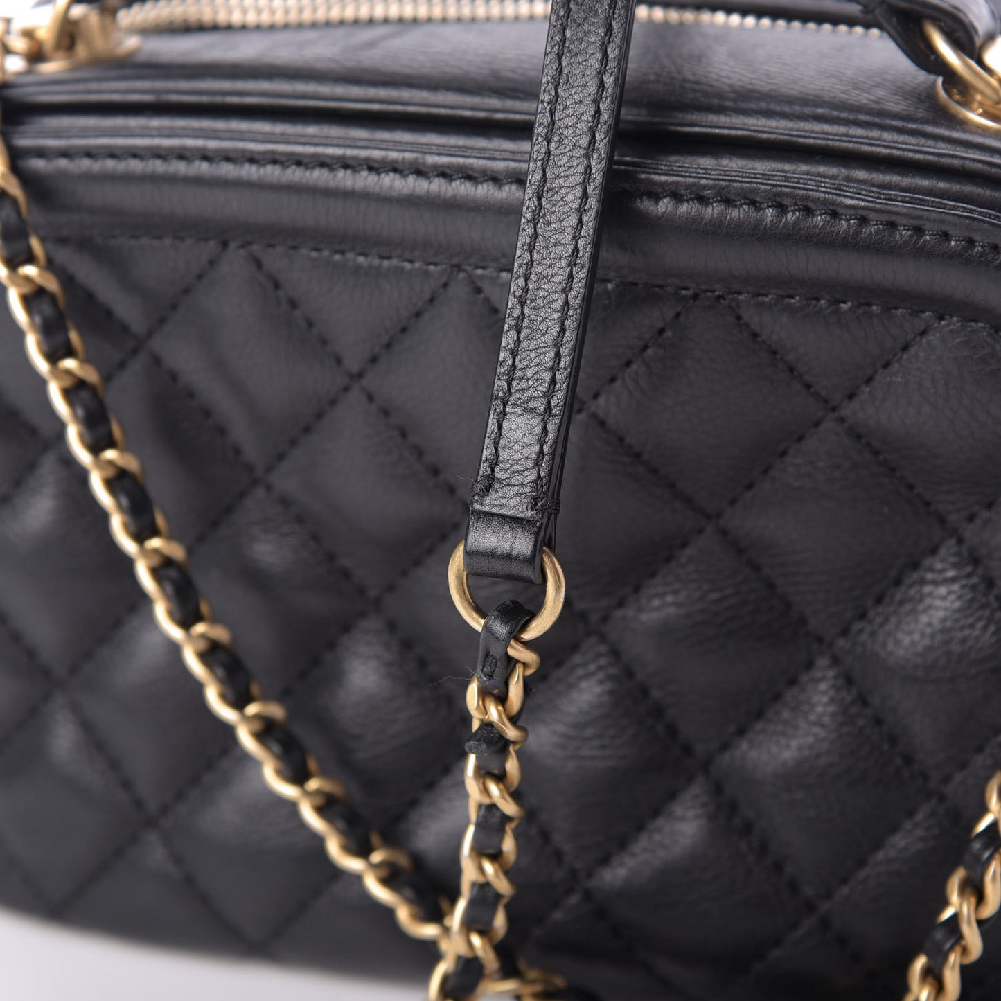 Calfskin Quilted CC Small Vanity Case Black