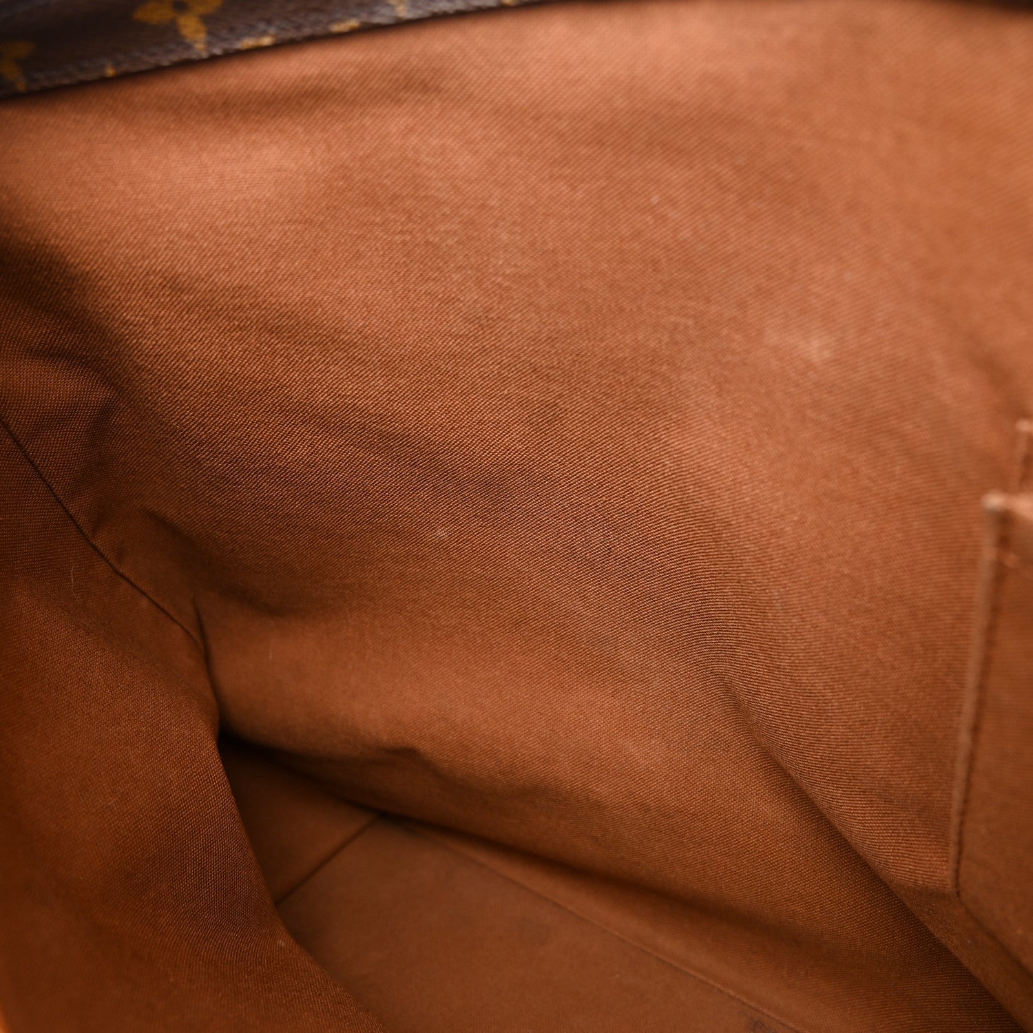 Louis Vuitton Monogram Cabas Mezzo 12 of 25