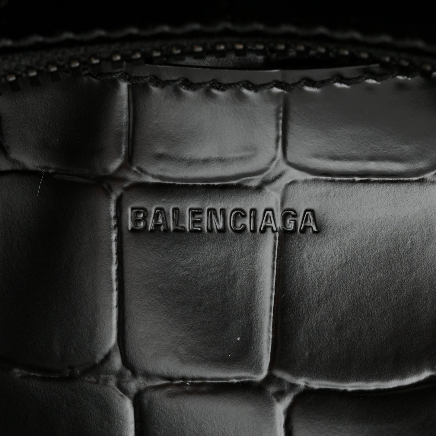 Semi Shiny Calfskin Crocodile Embossed Neo Classic Black Hardware Mini City Black