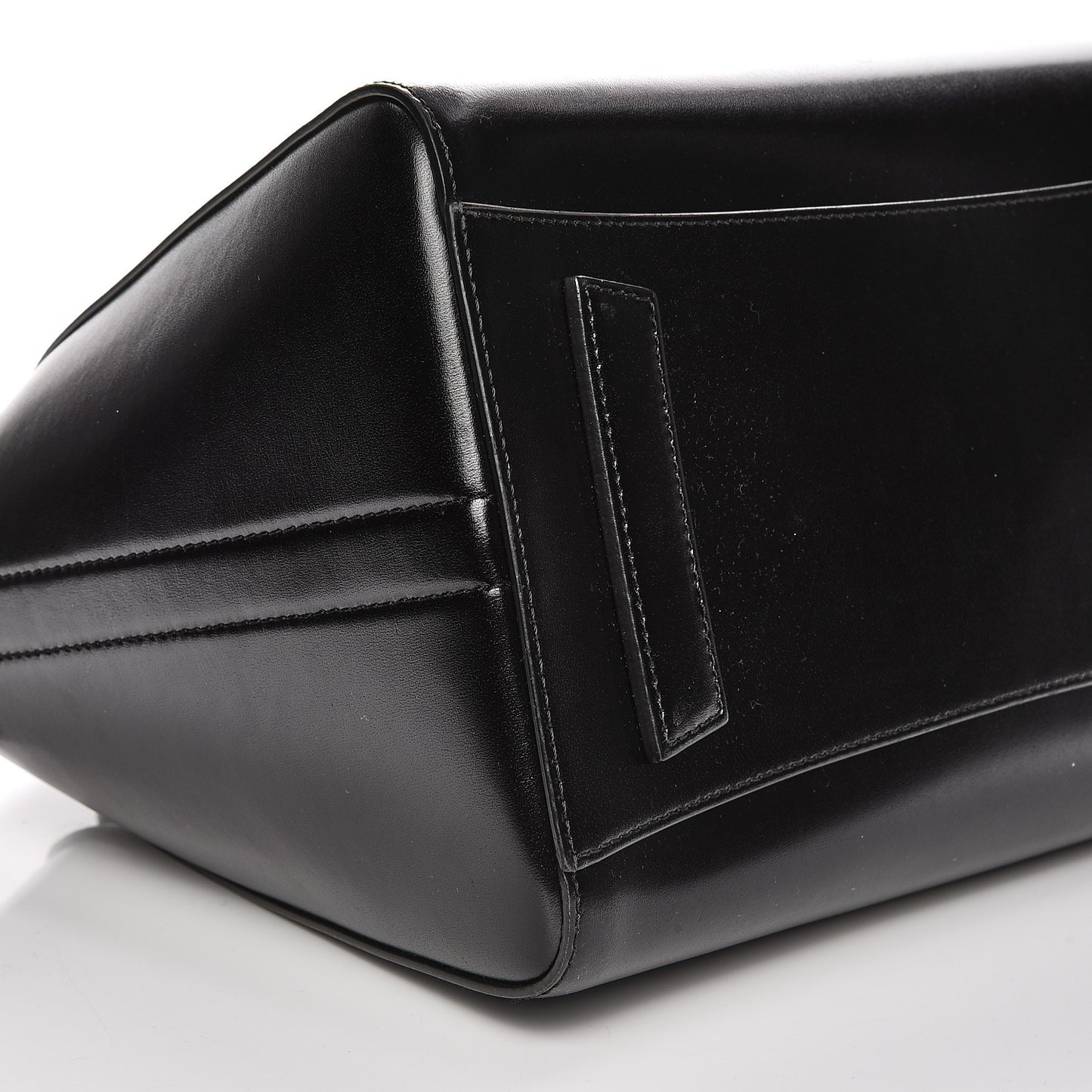 Shiny Lord Calfskin Medium Antigona Black