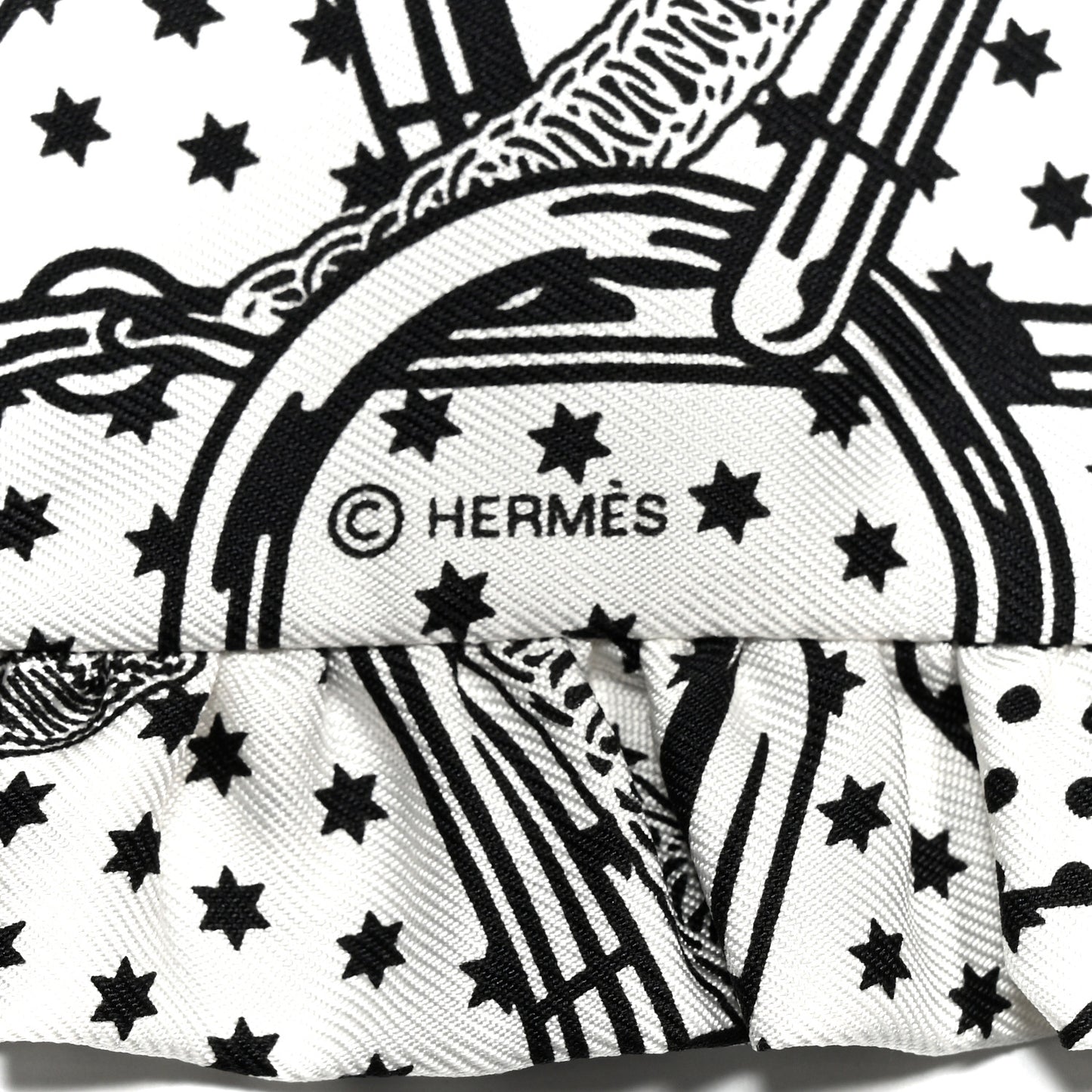 Silk Eperon d'Or Bandana Ruffle Twilly White Black