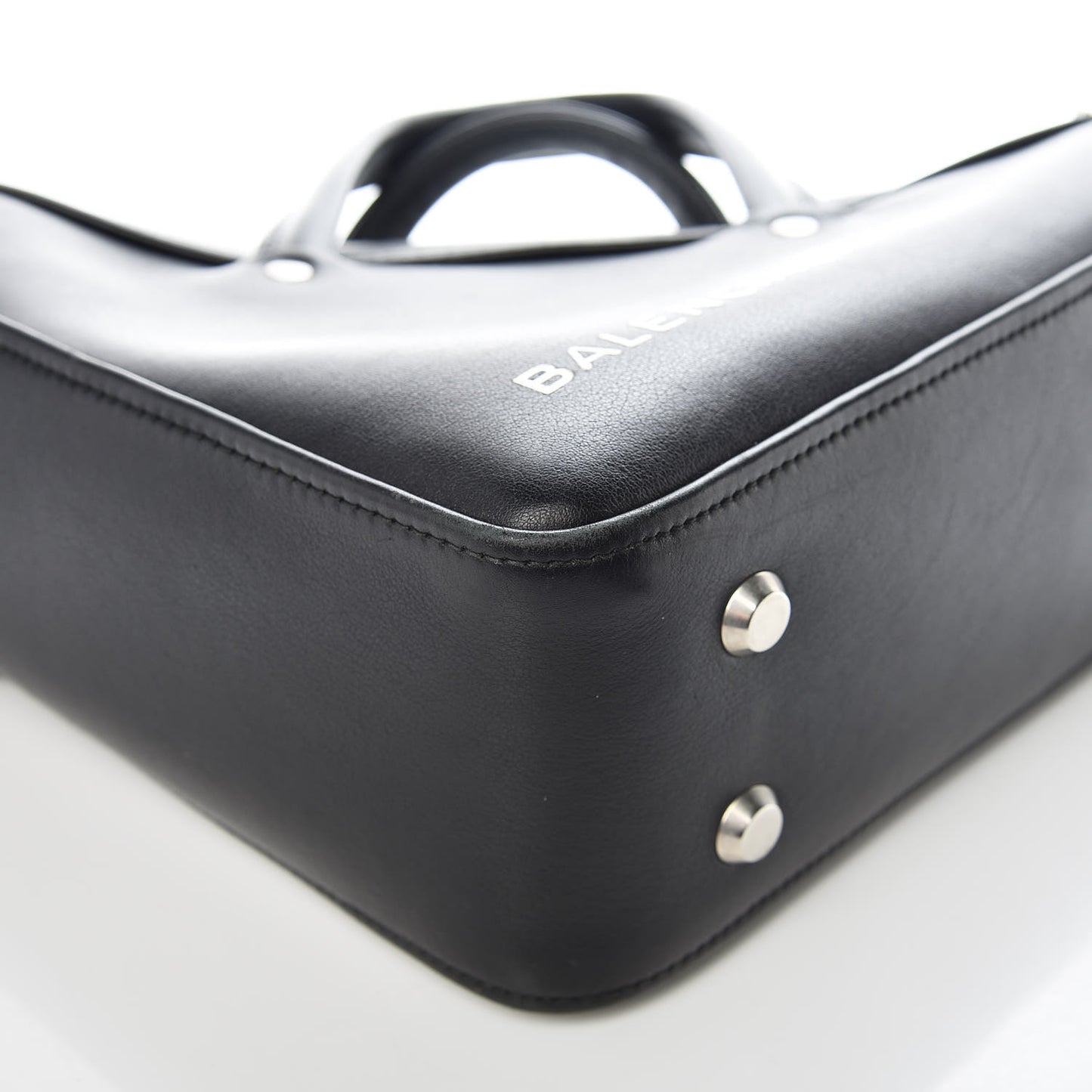 Calfskin S Triangle Duffle Black